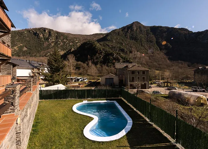 ゲストハウス Casa Samarra Ribera de Cardós